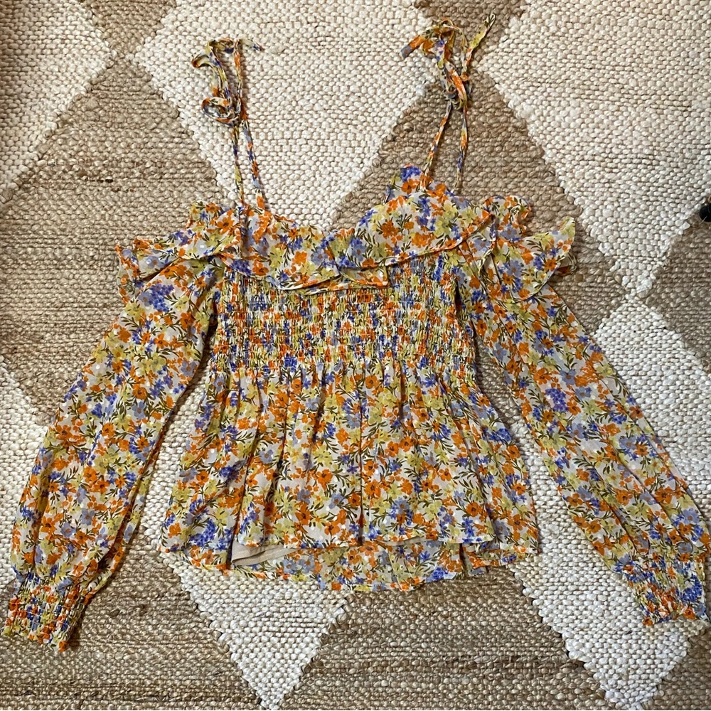 ASTR the Label Off the Shoulder Floral Top